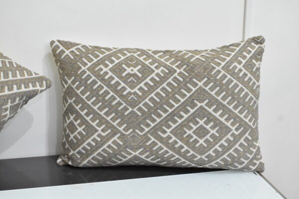 Aida Pillow - Image 2