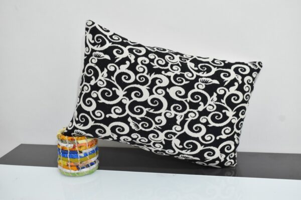 Eugenie Pillow - Image 2