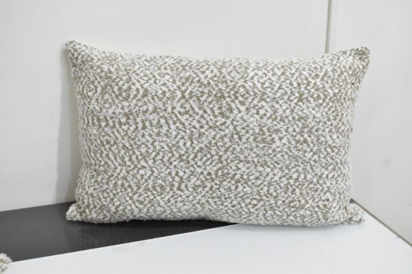 Ivona Pillow - Image 2
