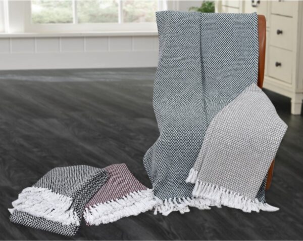 Esther Throw - Image 2