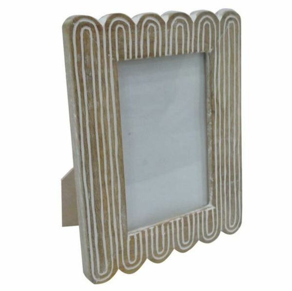 Larissa Photo Frame