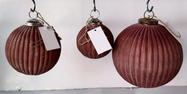 Oatrun Hanging Ornament S/3 - Image 2