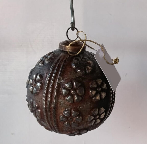 Lavigne Hanging Ornament - Image 2